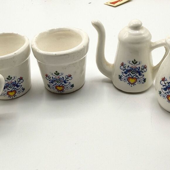 Unbranded Vintage Ceramic Dollhouse Furniture 1:12 Scale Teapot Teacup Pitcher S - Picture 3 of 7